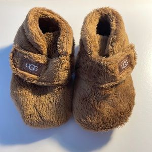 Ugg Baby bixbee booties 6/12 months